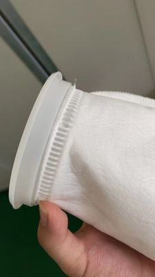 Fabrikanten van filterzakken en stofzakken verkopen rechtstreeks filterzakken met PLC-kerncomponenten