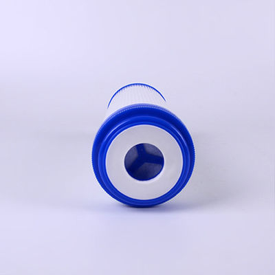 Foto toont 10 inch Pre Coconut Shell geactiveerd koolstoffilter voor RO omgekeerde osmose systeem